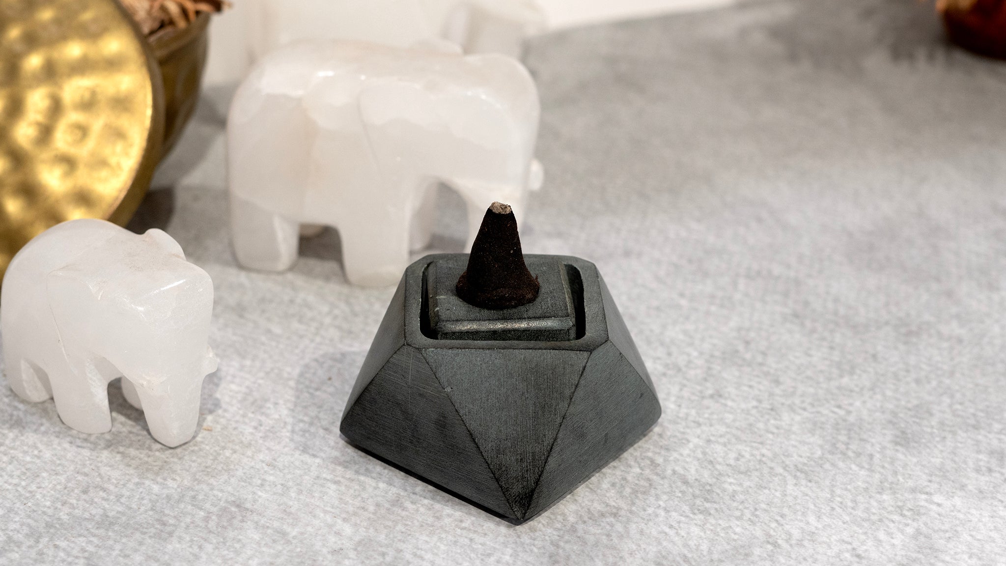 Diamond Ensemble Multi-Use Light Holder