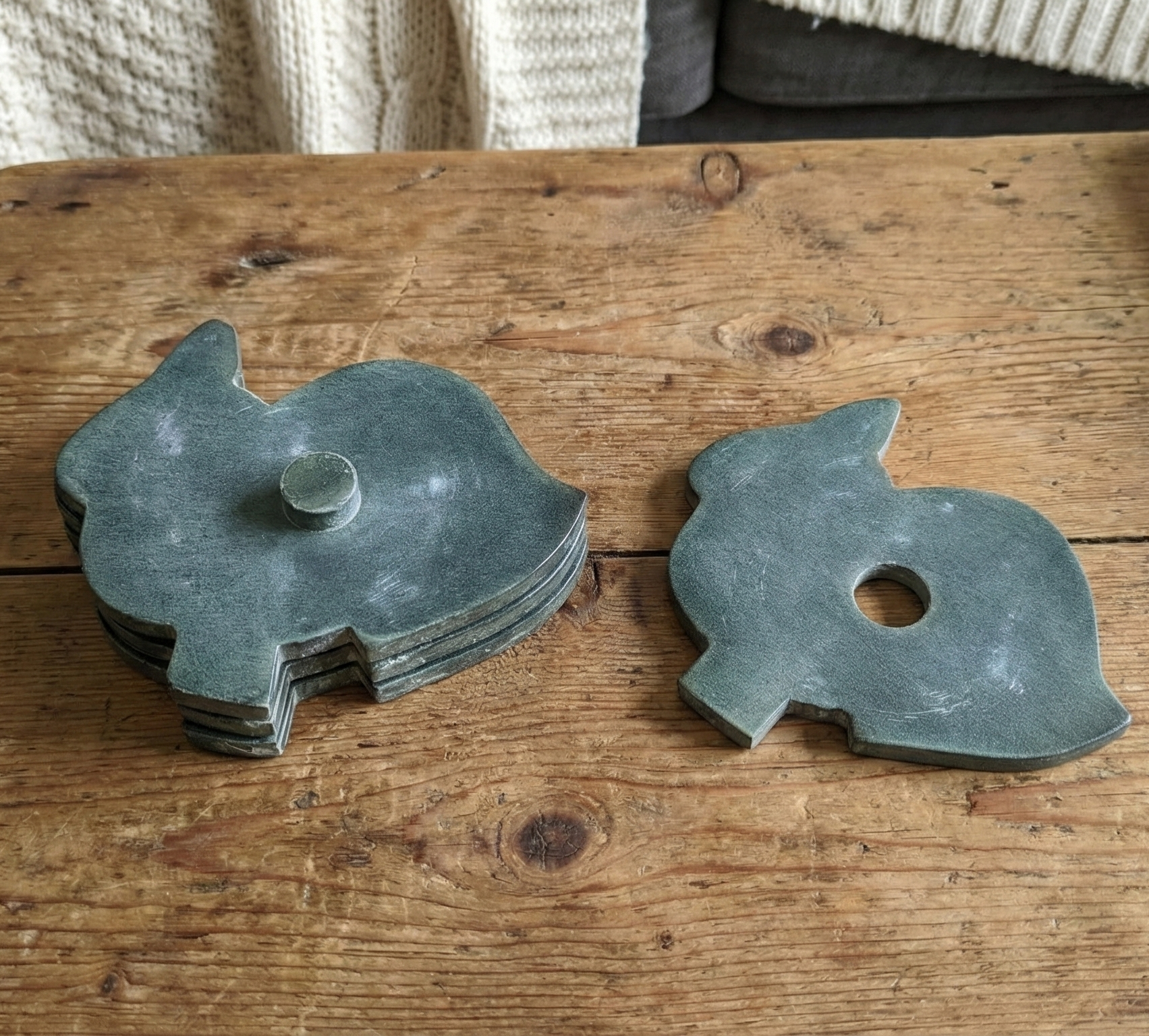 Interlocked Alice’s Coasters